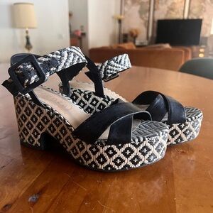 Stylish Black and Patterned Women's Sandals